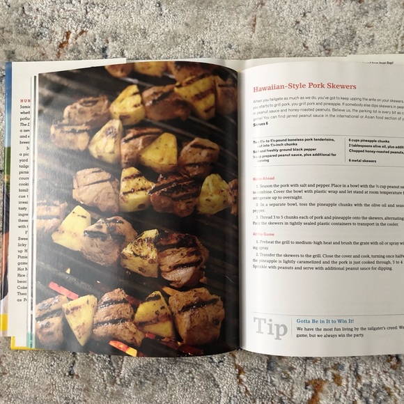 The Deen Bros. Hardcover cookbooks set of 2 Paula Deen - Picture 3 of 5